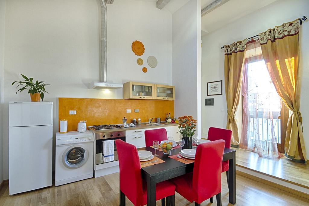 Roommo Ghiberti Флоренция Номер фото
